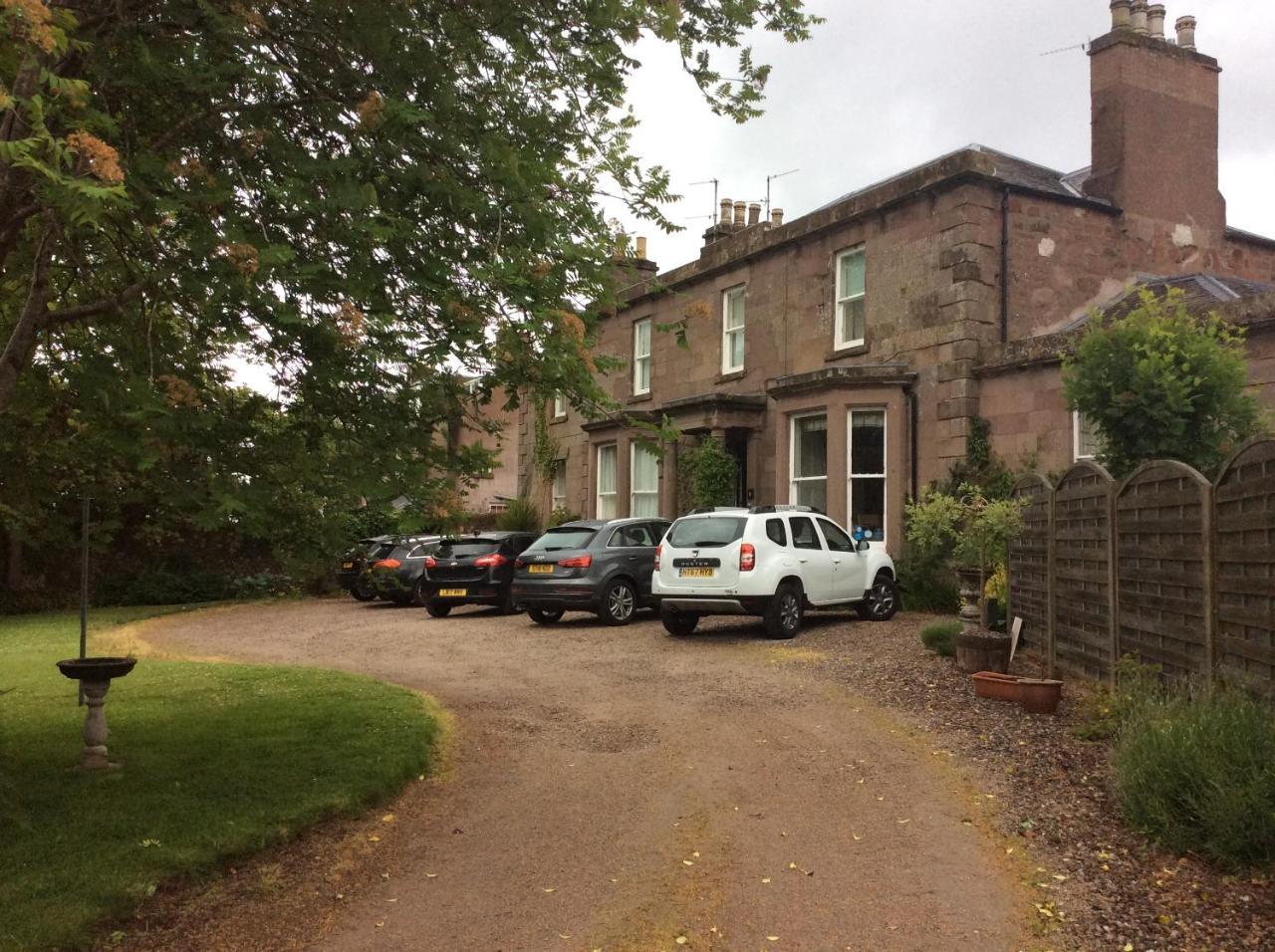 Gramarcy House Bed & Breakfast Brechin Exterior photo